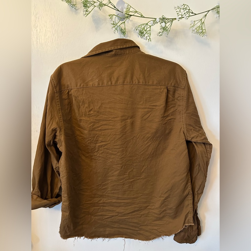 Wrangler | Button Down Frey Hem Shirt - Picture 6 of 6